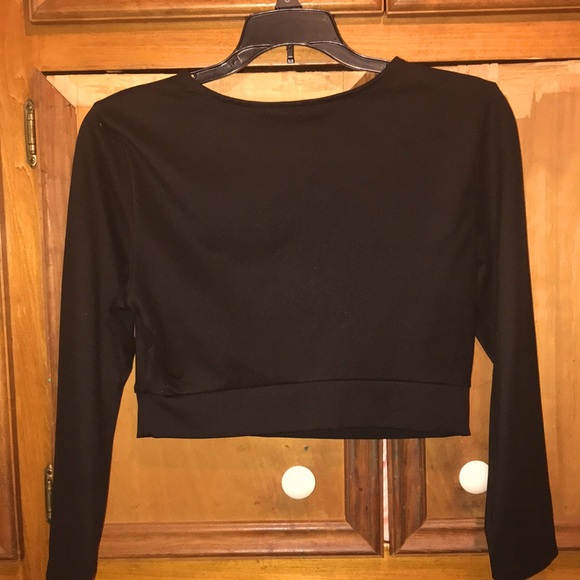 Victoria’s Secret Black long sleeve crop top - Picture 5 of 5
